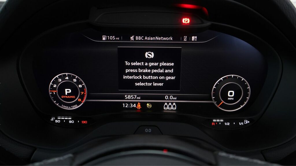 Audi Q2 35 Tfsi Sport S Tronic Black #10
