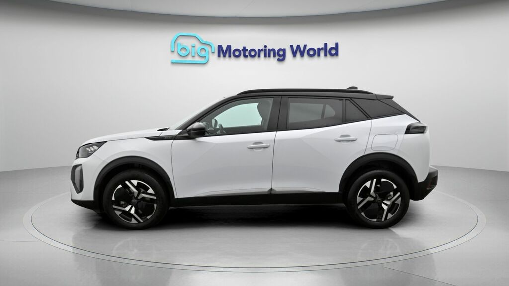 Peugeot 2008 Gt White #4