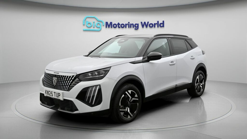 Peugeot 2008 Gt White #3