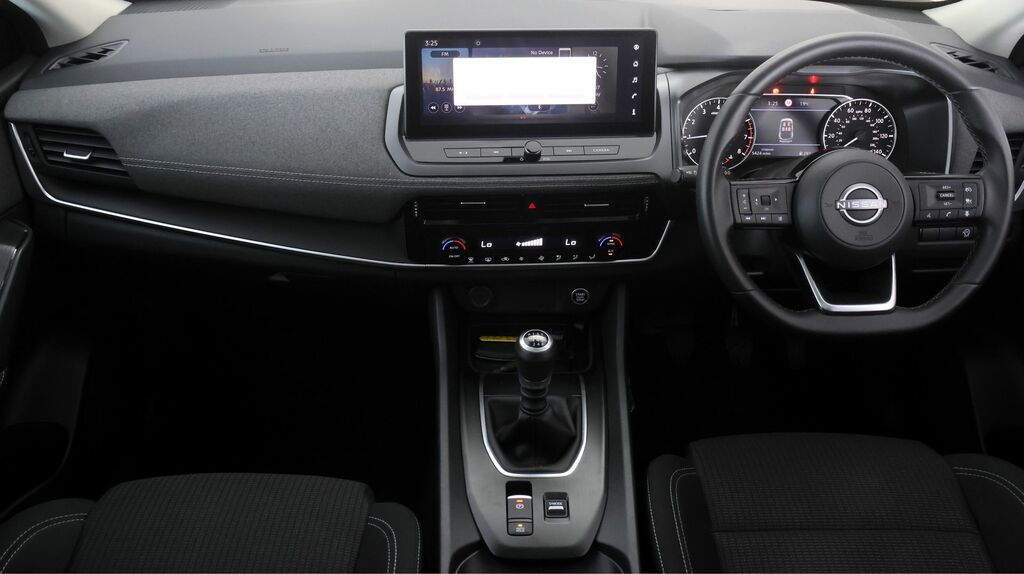 Nissan Qashqai Tekna Silver #12