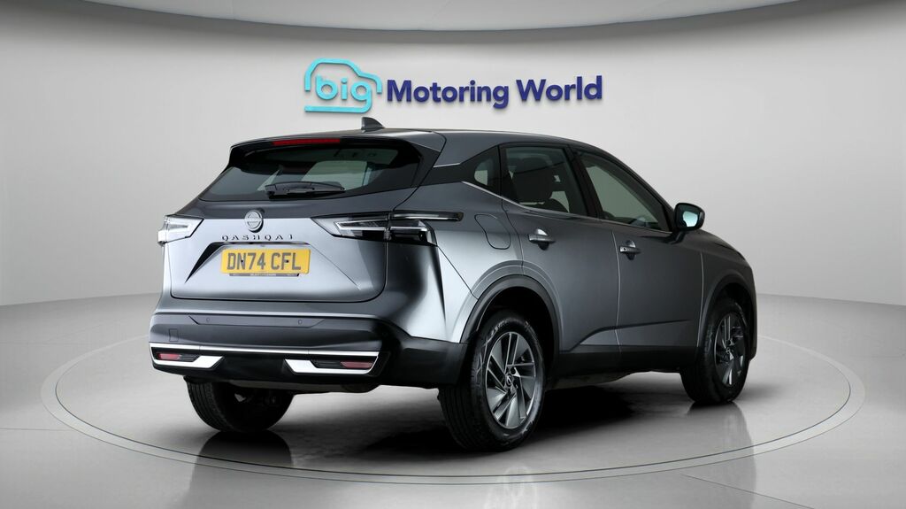 Nissan Qashqai Tekna Silver #7