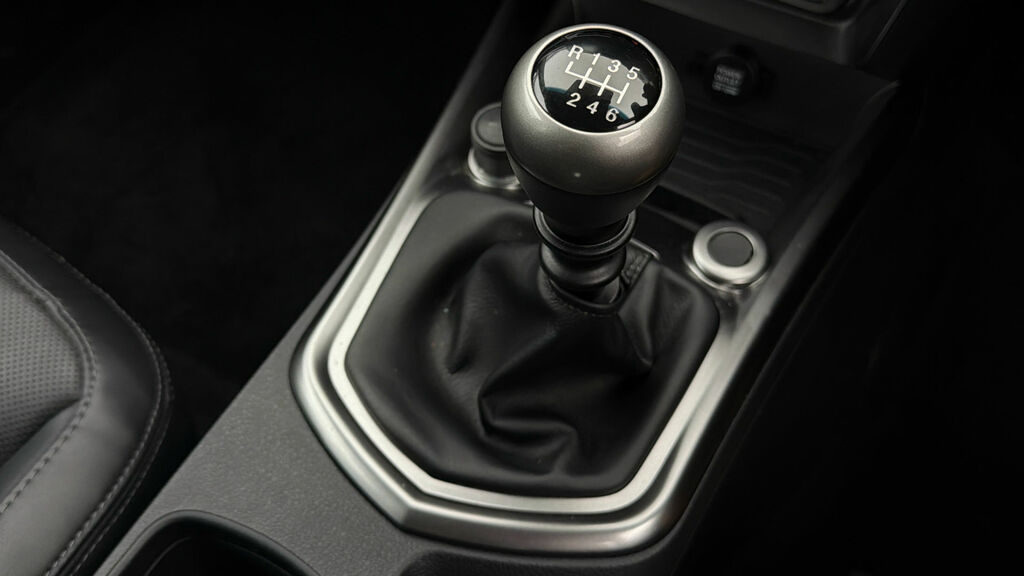 SsangYong Tivoli K40 Silver #18