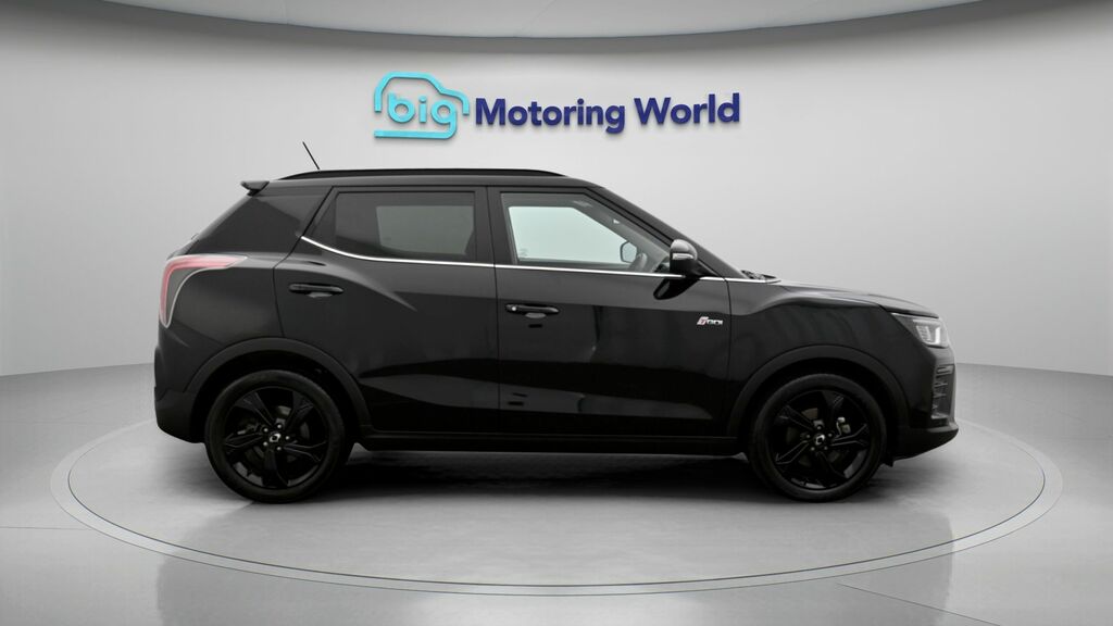 SsangYong Tivoli K40 Silver #8