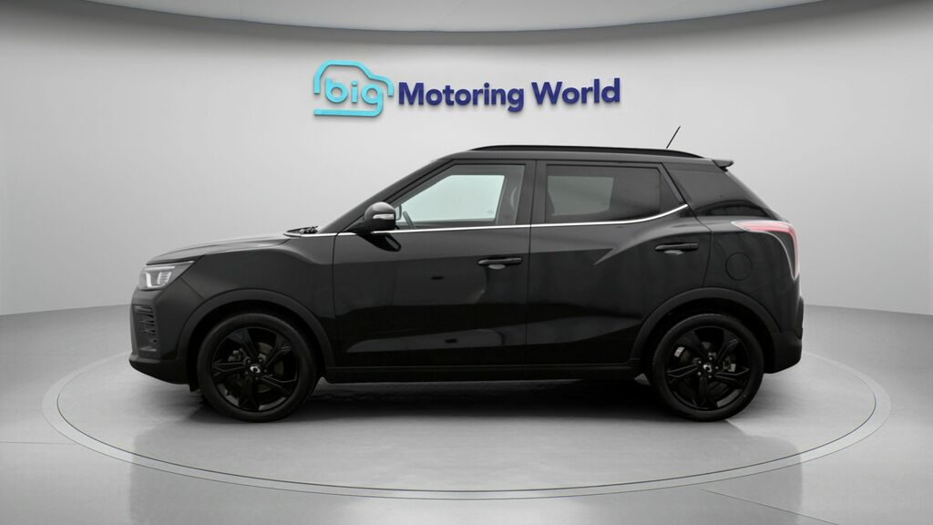 SsangYong Tivoli K40 Black #4