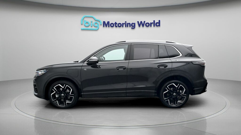 Volkswagen Tiguan R-line RV75WHA Grey #4