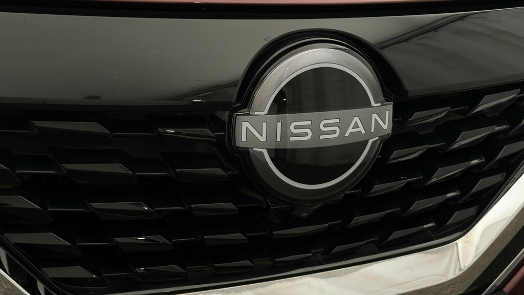 Nissan Qashqai 1.3 Dig-t Mh Tekna Black #20