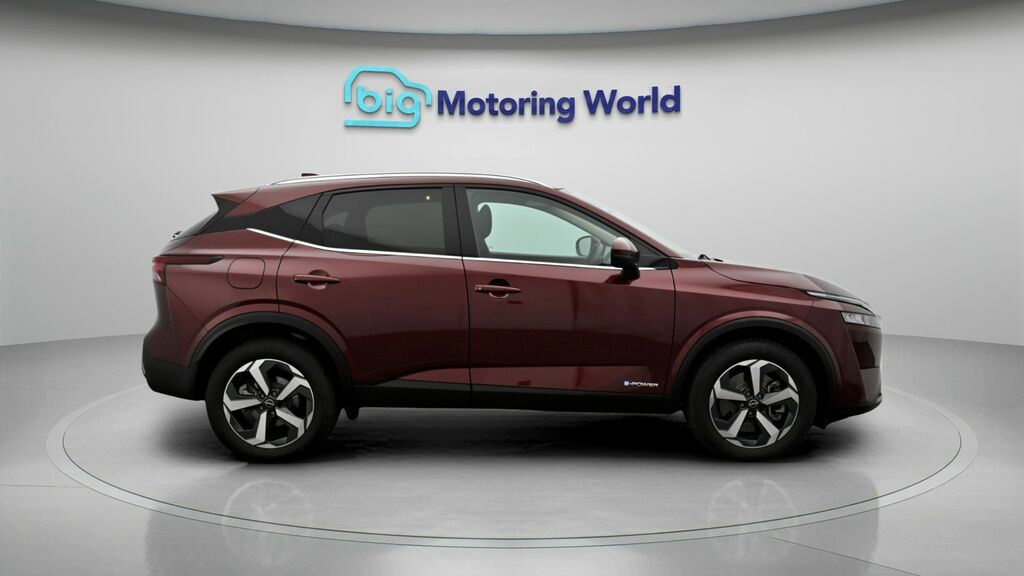 Nissan Qashqai 1.3 Dig-t Mh Tekna Black #8