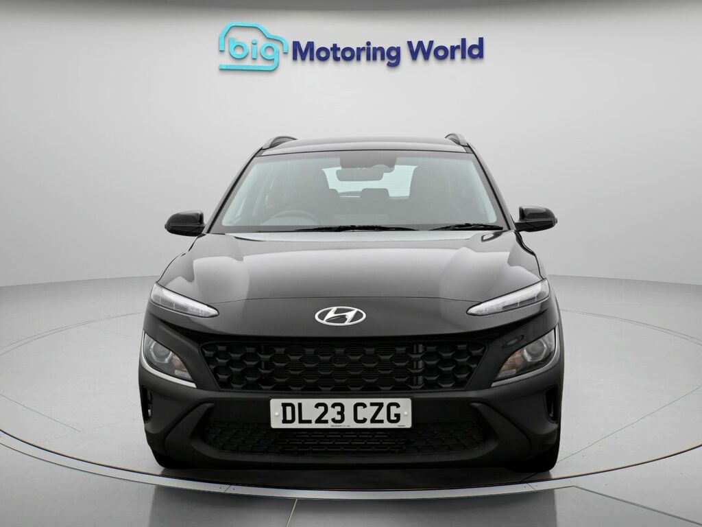 Hyundai Kona Se Connect Black #2