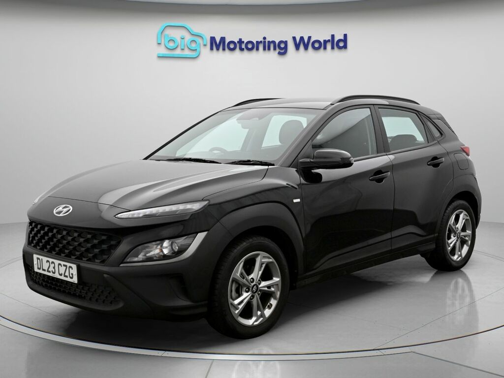 Hyundai Kona Se Connect Black #3