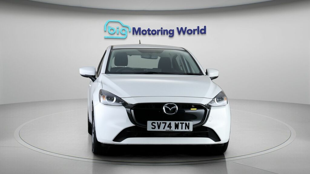 Mazda 2 Centre-line White #2
