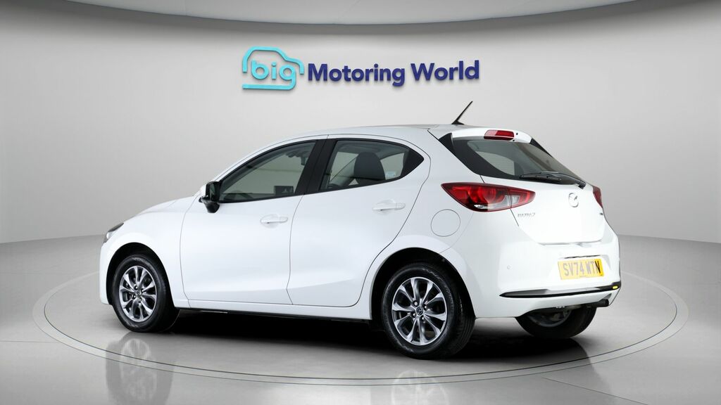 Mazda 2 Centre-line White #5
