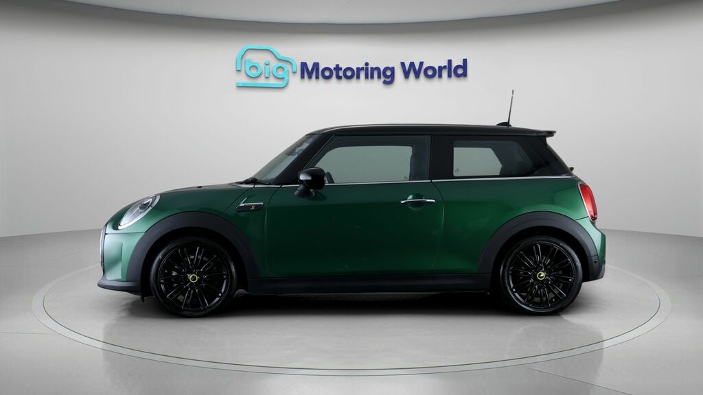 Mini Electric Hatch 135Kw Cooper S Level 3 33Kwh 17In A Green #4