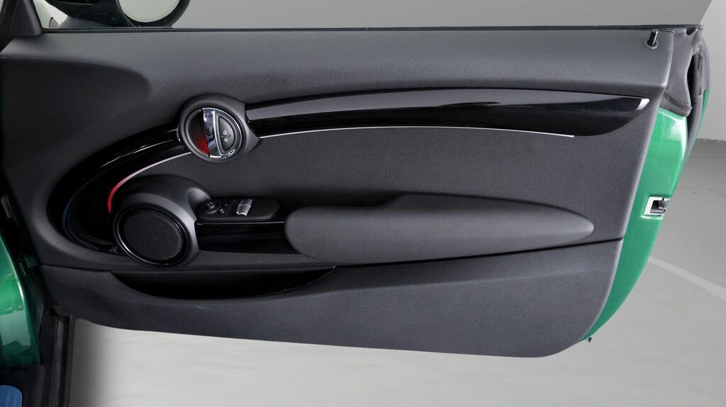 Mini Electric Hatch 135Kw Cooper S Level 3 33Kwh 17In A Green #14