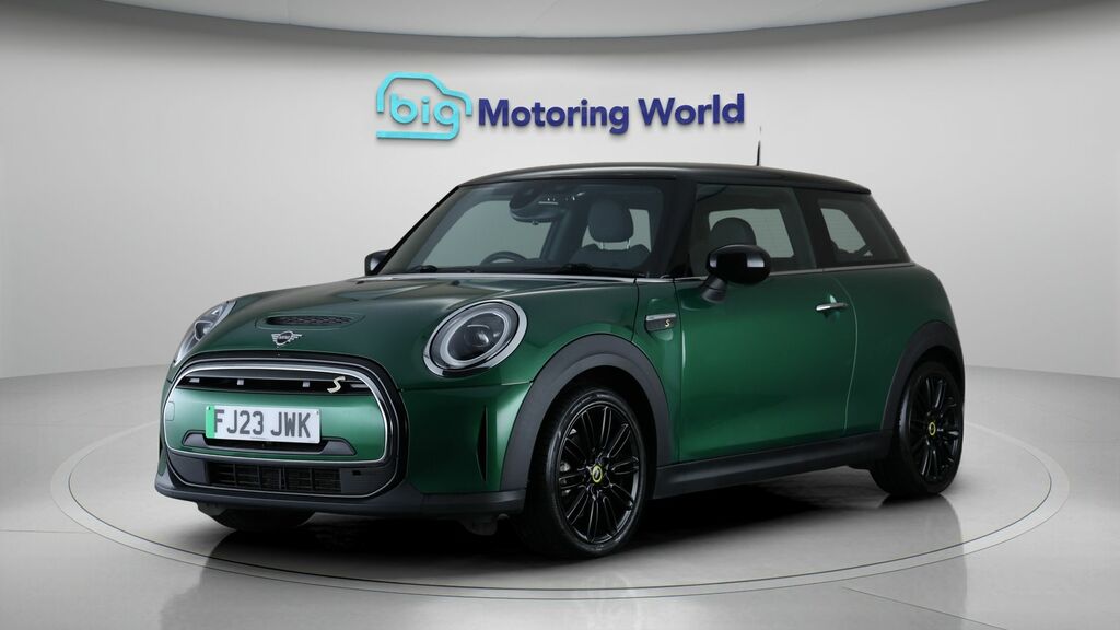 Mini Electric Hatch 135Kw Cooper S Level 3 33Kwh 17In A Green #3