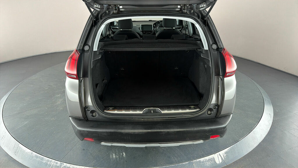 Peugeot 2008 1.2 Puretech 110 Allure Black #16