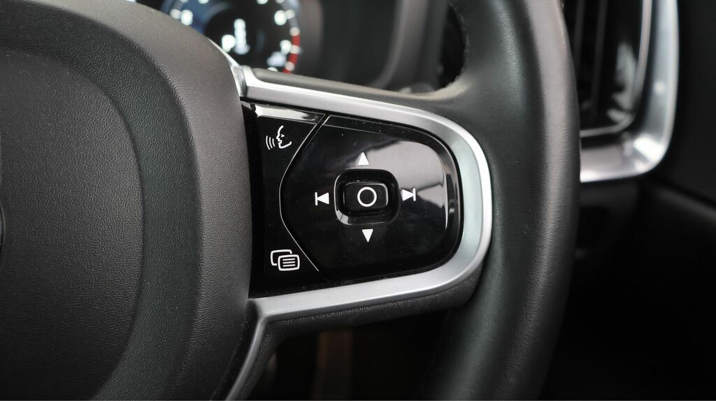 Volvo V60 2.0 B4 Mhev R-design Euro 6 Ss Grey #26