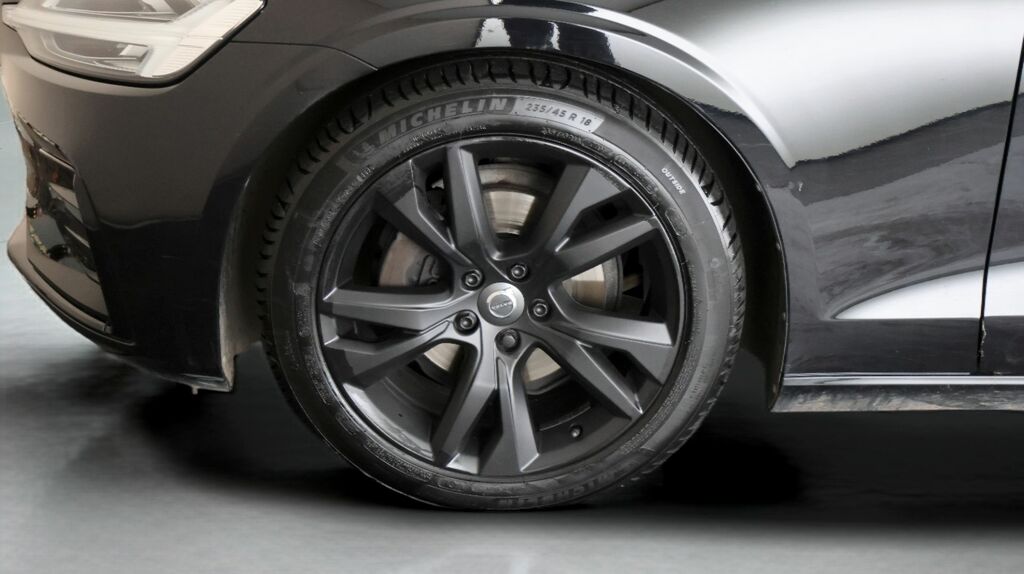 Volvo V60 2.0 B4 Mhev R-design Euro 6 Ss Grey #18