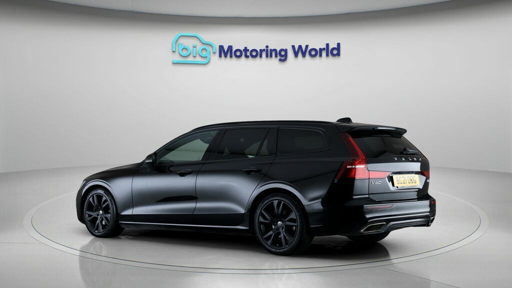 Volvo V60 R-design Black #5