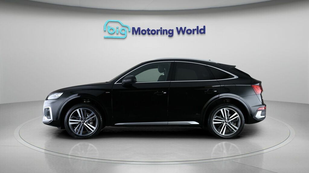Audi Q5 Competition Black #4