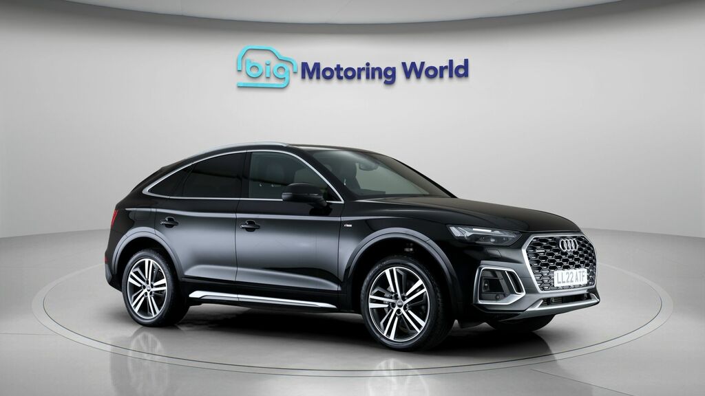 Audi Q5 Competition Black