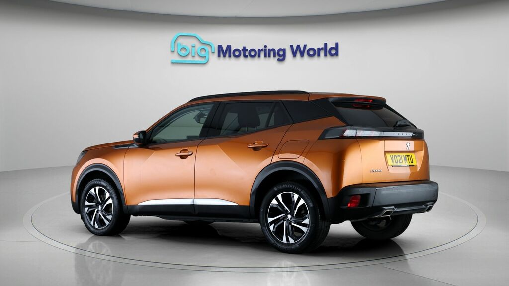 Peugeot 2008 Allure Premium VO21MTU Orange #5
