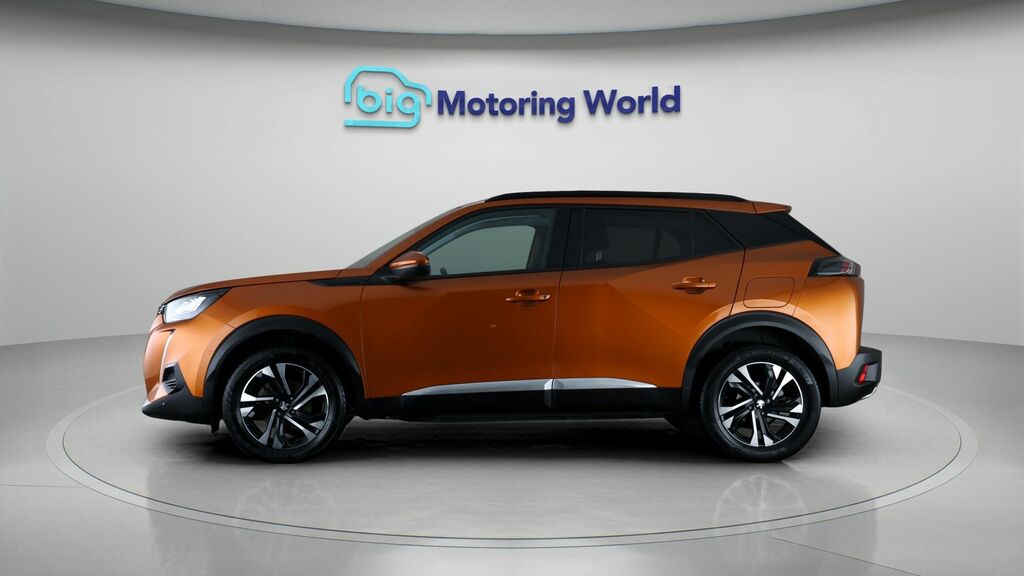 Peugeot 2008 Allure Premium VO21MTU Orange #4