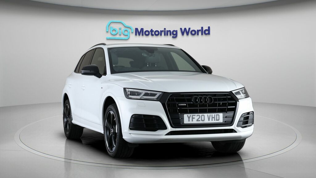 Audi Q5 Black Edition White #2