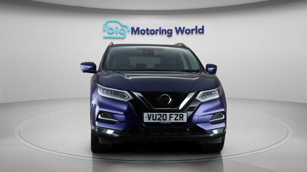 Nissan Qashqai Tekna Blue #2