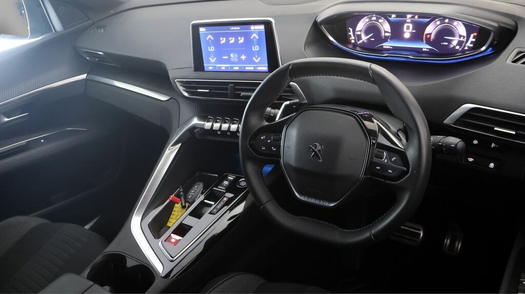 Peugeot 3008 Gt White #9