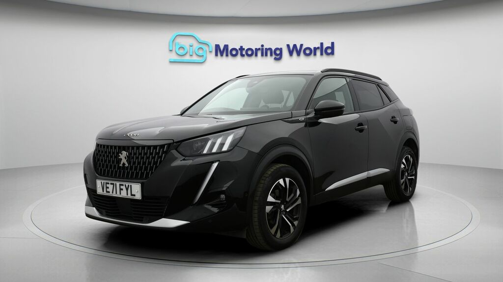 Peugeot 2008 Gt Black #3