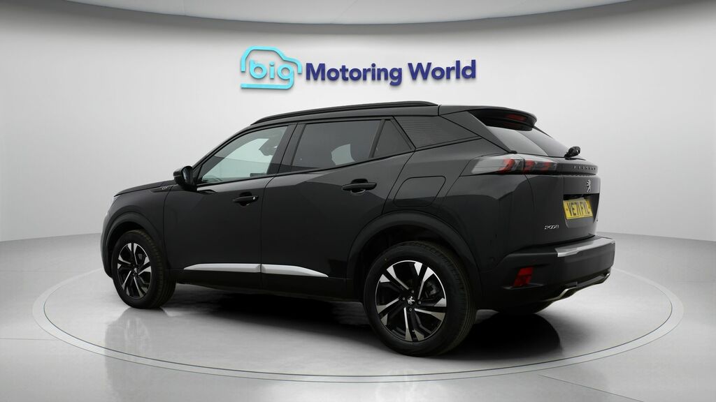 Peugeot 2008 Gt Black #5