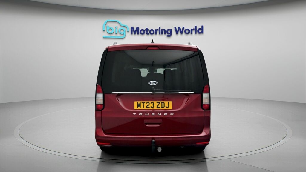 Ford Grand Tourneo Connect Titanium Red #6