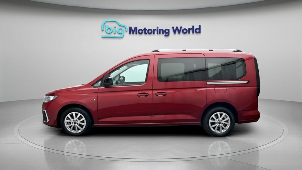 Ford Grand Tourneo Connect Titanium Red #4