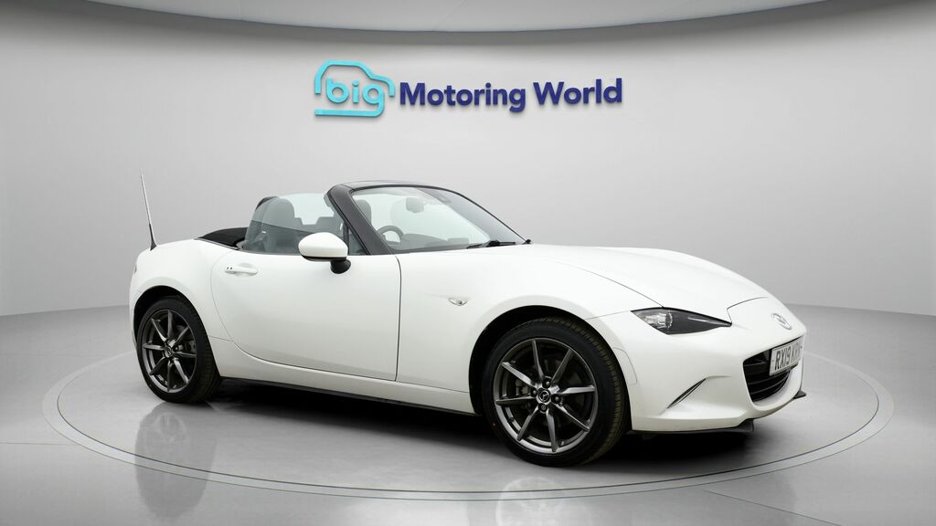 Mazda MX-5 Sport Nav White