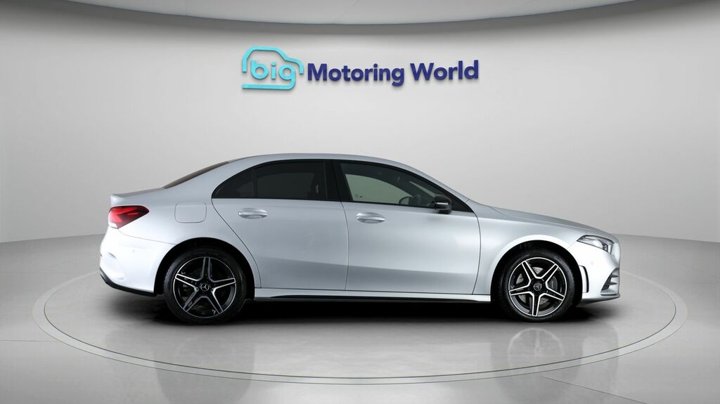 Mercedes-Benz A Class A 200 Amg Line Premium Night Edition A White #8