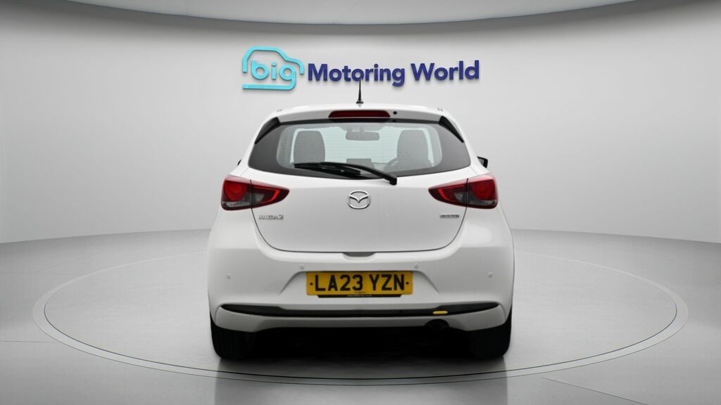 Mazda 2 Centre-line White #6