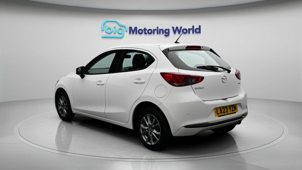 Mazda 2 Centre-line White #5