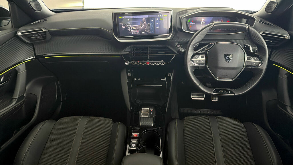 Peugeot 2008 1.2 Puretech 130 Allure Black #11