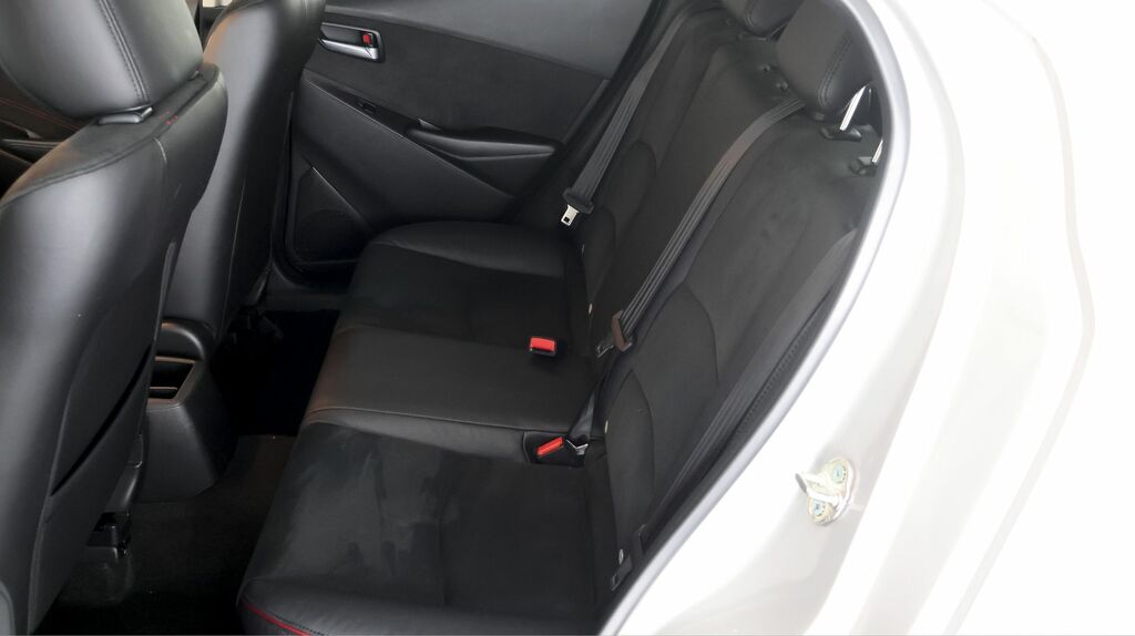 Mazda 2 1.5 Skyactiv-g Homura Aka Euro 6 Ss Red #15