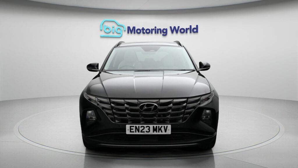 Hyundai Tucson Ultimate Black #2