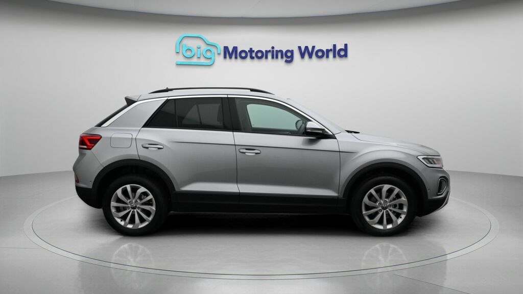 Volkswagen T-Roc 1.5 Tsi Match Black #8