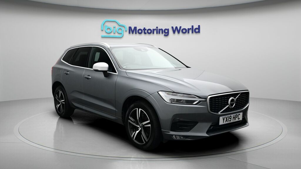 Volvo XC60 R-design Grey