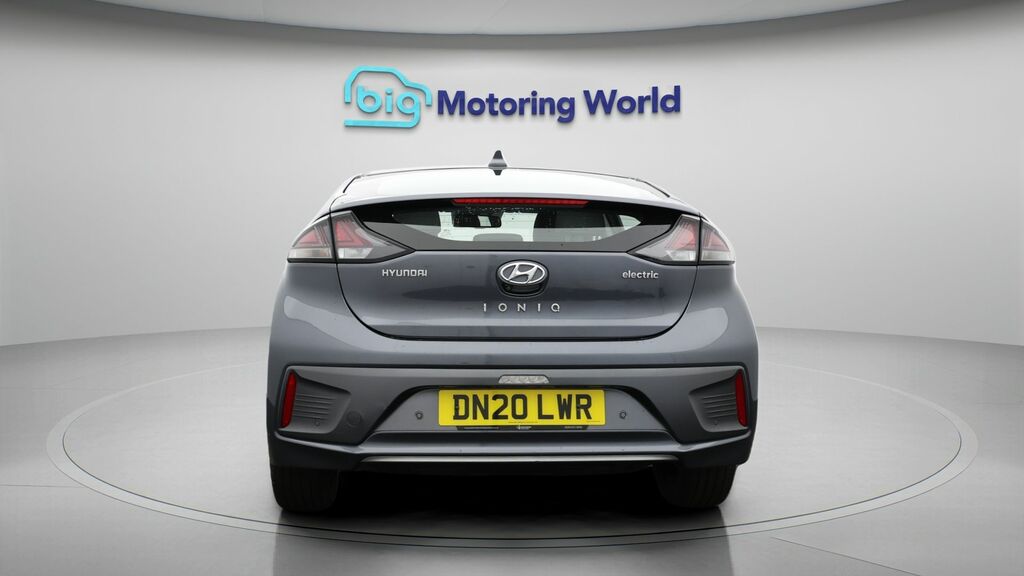Hyundai Ioniq Premium Grey #6