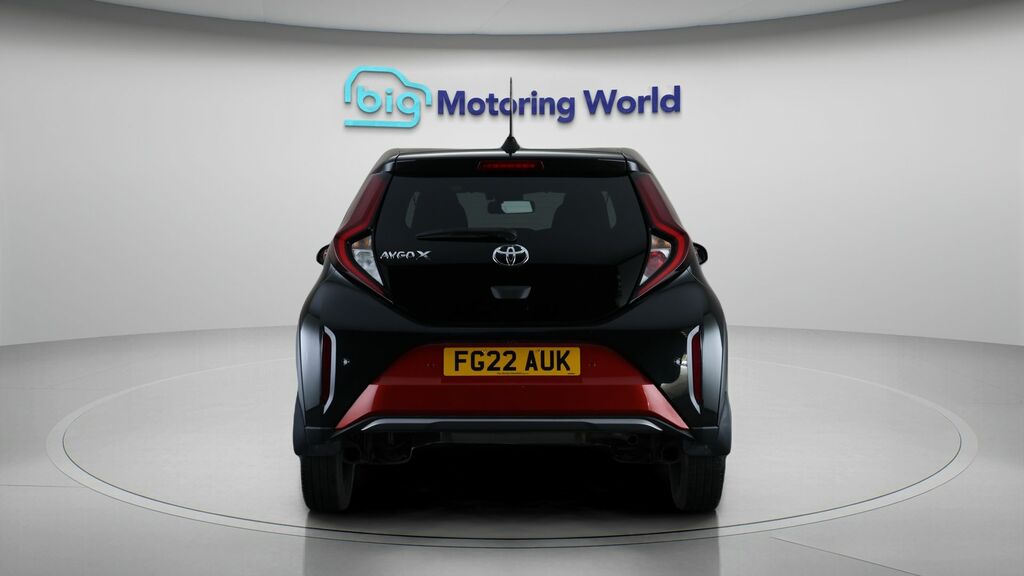 Toyota Aygo X Exclusive Red #6