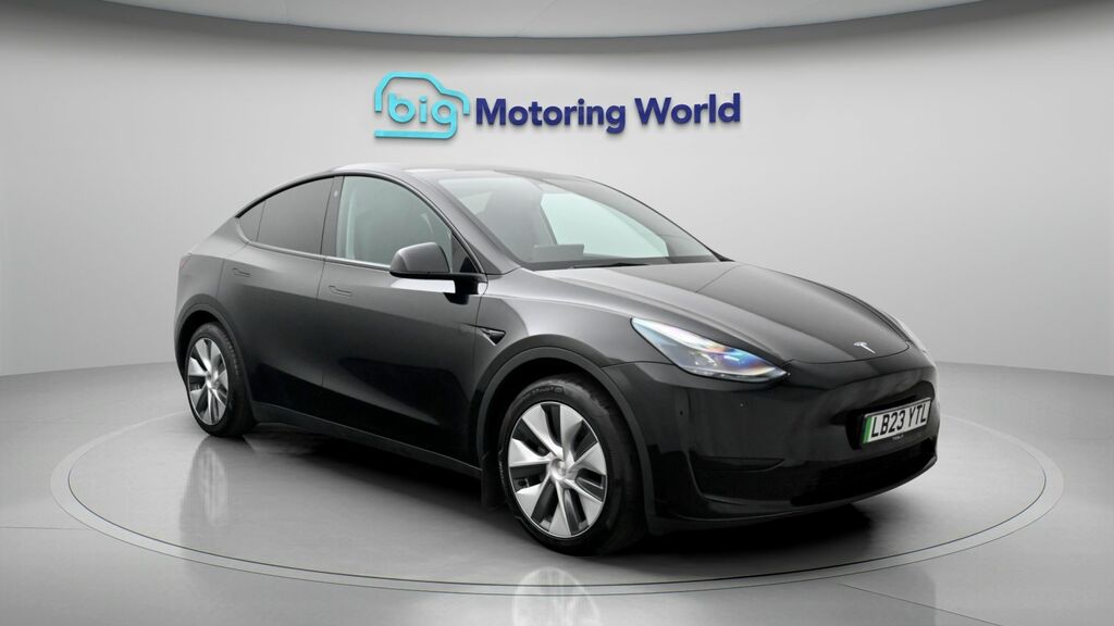 Tesla Model Y Y Model Y Rwd Black