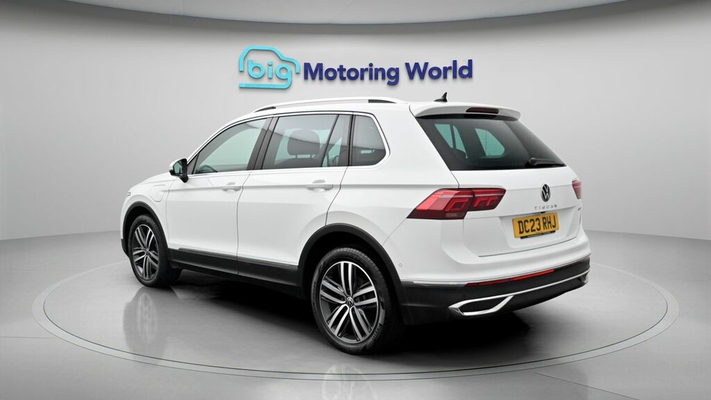 Volkswagen Tiguan Elegance White #5
