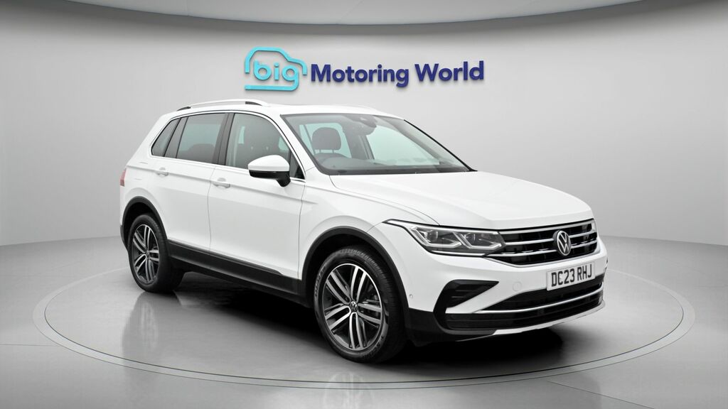 Volkswagen Tiguan Elegance White