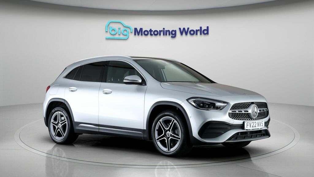 Mercedes-Benz GLA Class Exclusive Edition Silver