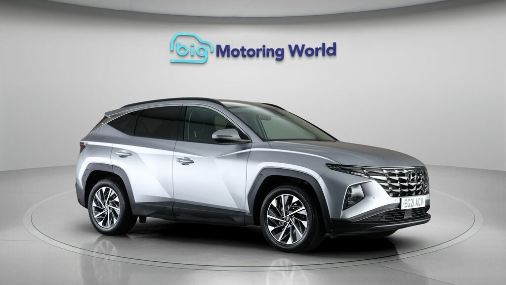 Hyundai Tucson Premium Silver