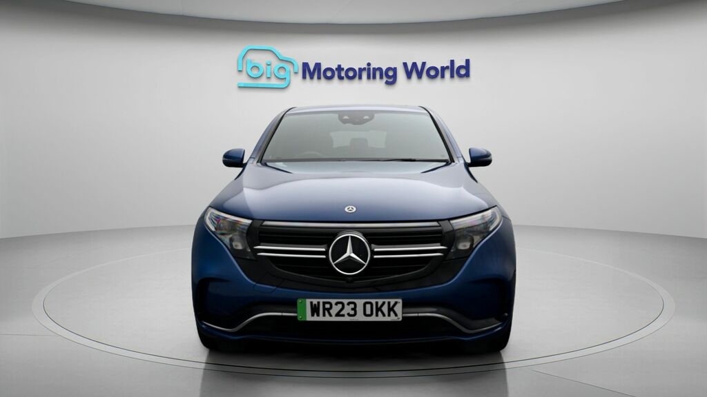 Mercedes-Benz EQC Amg Line Blue #2